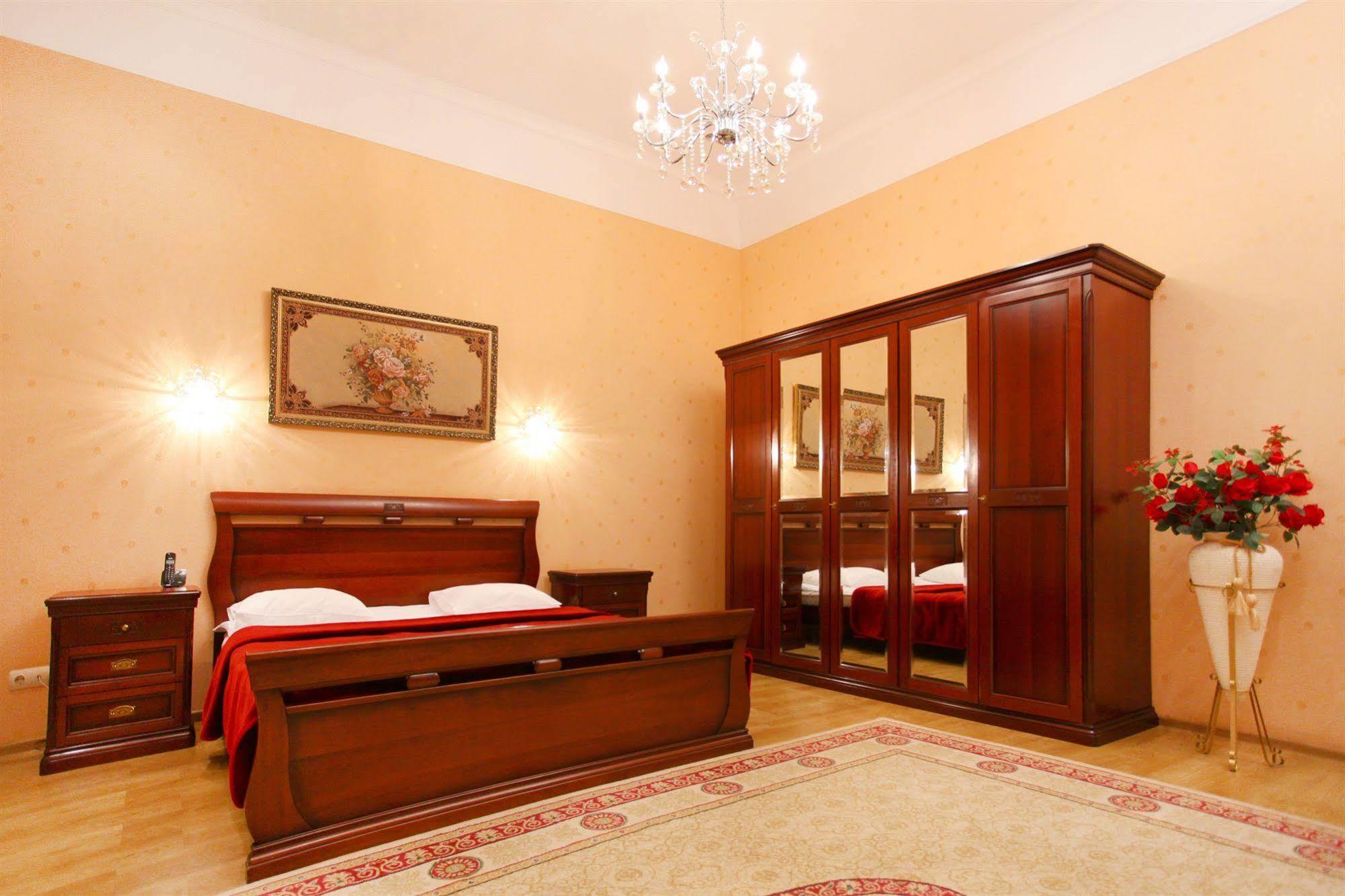 Ekaterina Hotel Одеса Екстериор снимка